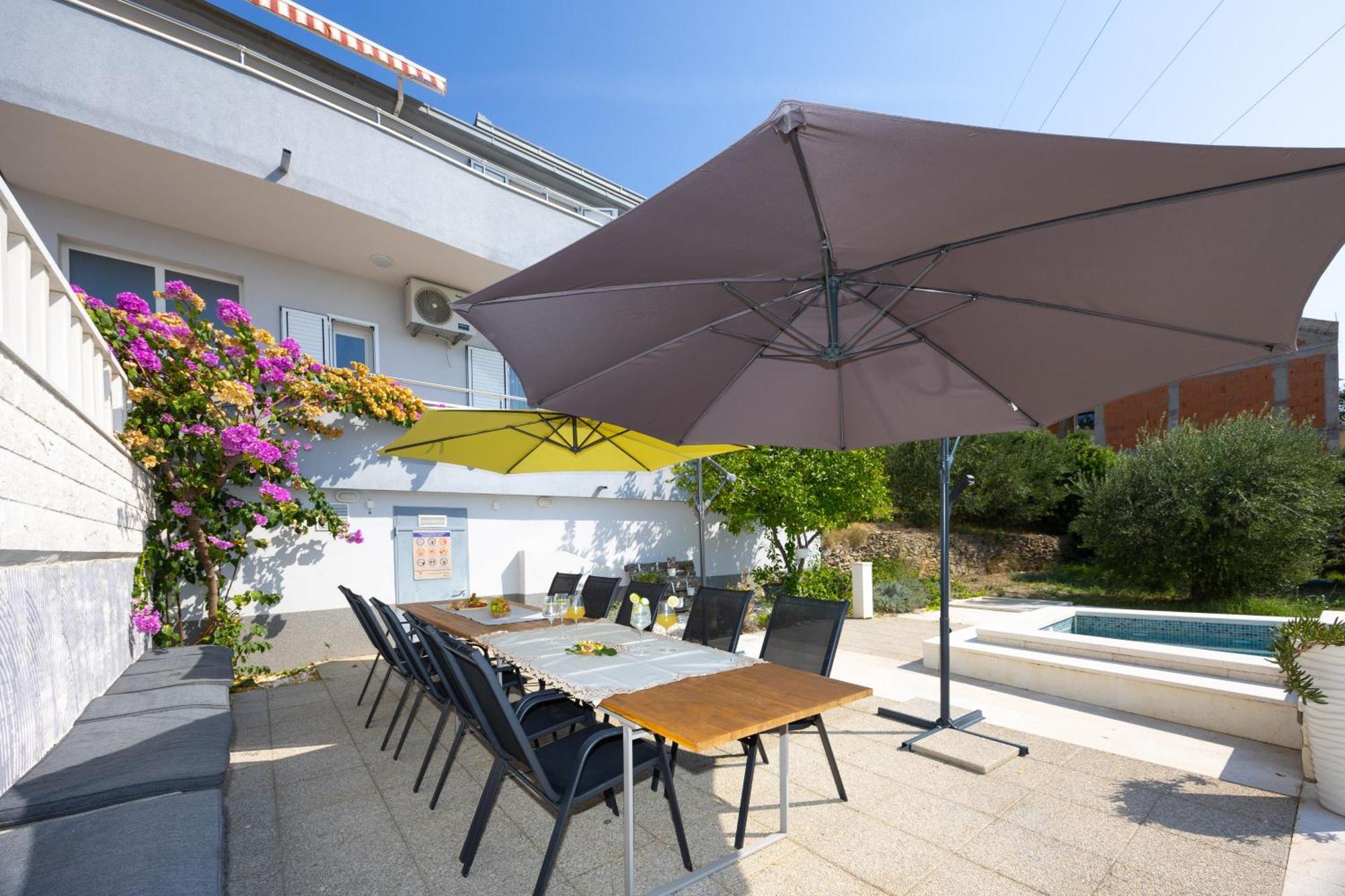 Kaštela Casa Felice Apartments-Holiday Home מראה חיצוני תמונה